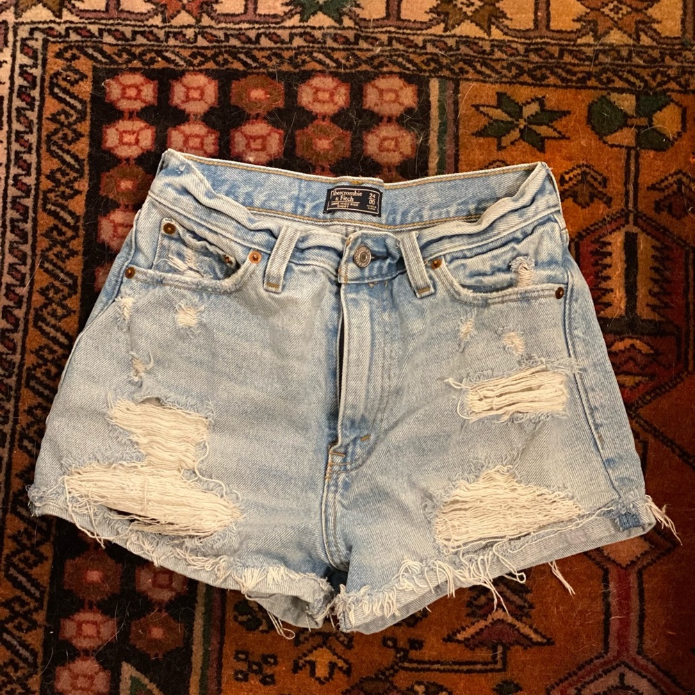 Abercrombie & Fitch Annie High Rise Shorts